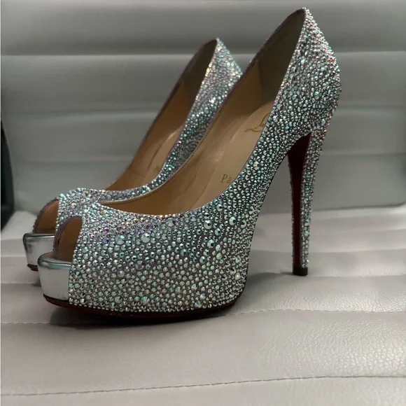 Crystal Embellished Christian Louboutin heels - Picture 9 of 11